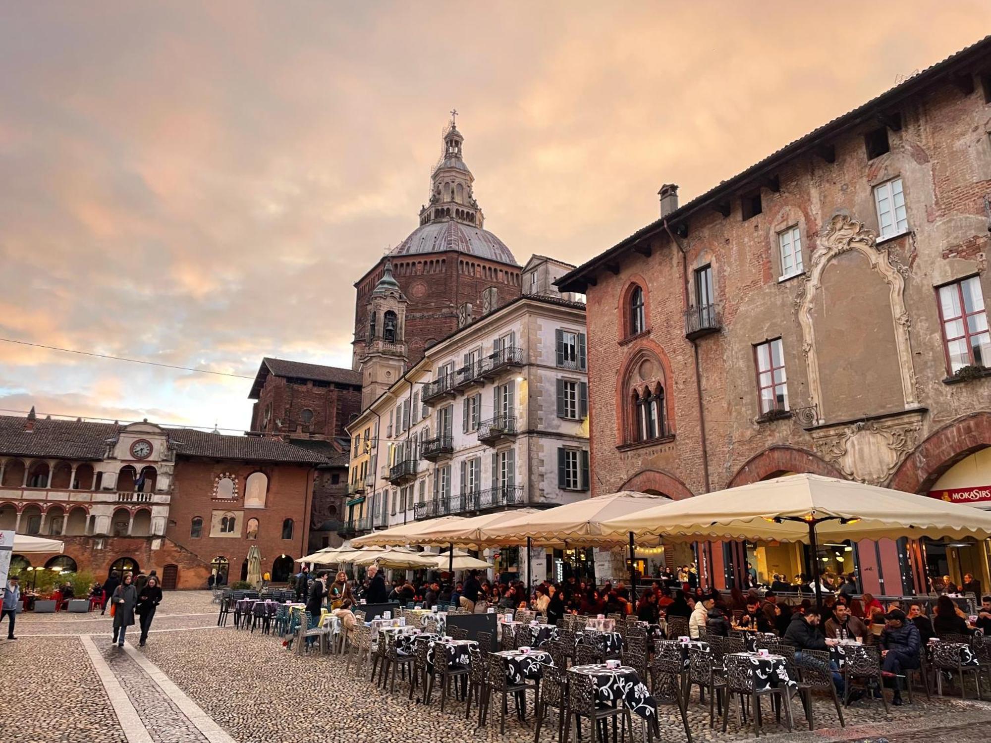 149 Borgo Ticino Suite Attico Di Lusso Con Terrazzo E Parking Privato بافيا المظهر الخارجي الصورة