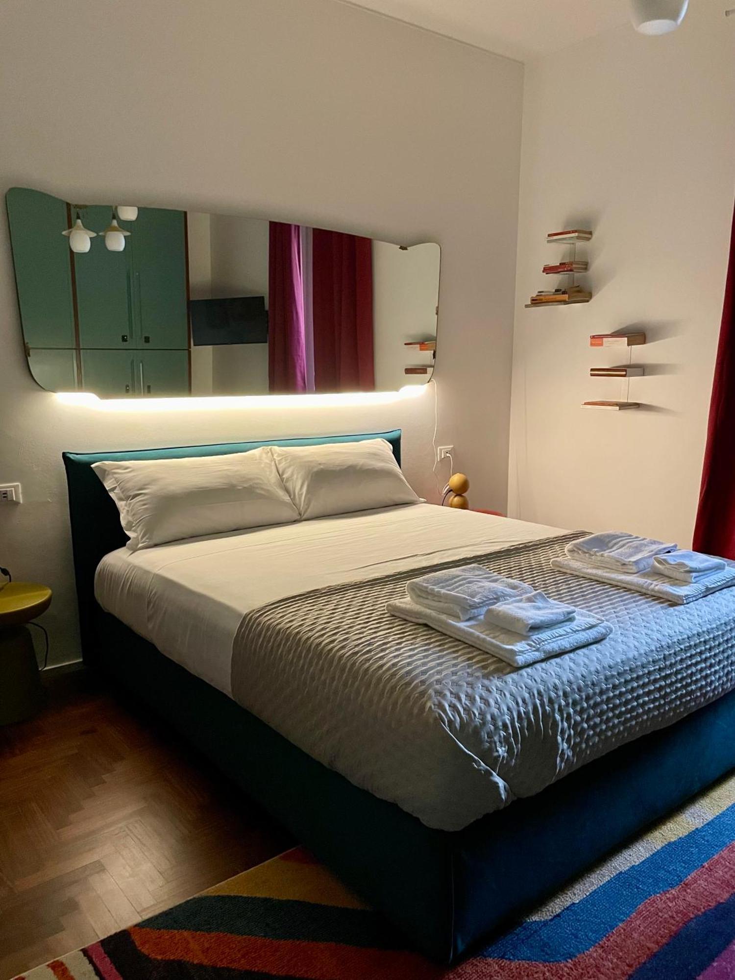 149 Borgo Ticino Suite Attico Di Lusso Con Terrazzo E Parking Privato بافيا المظهر الخارجي الصورة